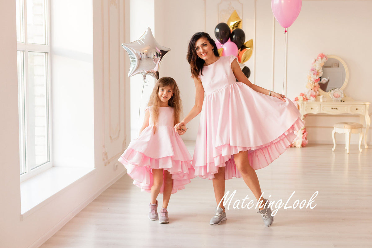 Baby pink Mom Daughter Matching Outfits with flounces S / 3 years Baby pink Mom Daughter Matching Outfits with flounces S / 3 years