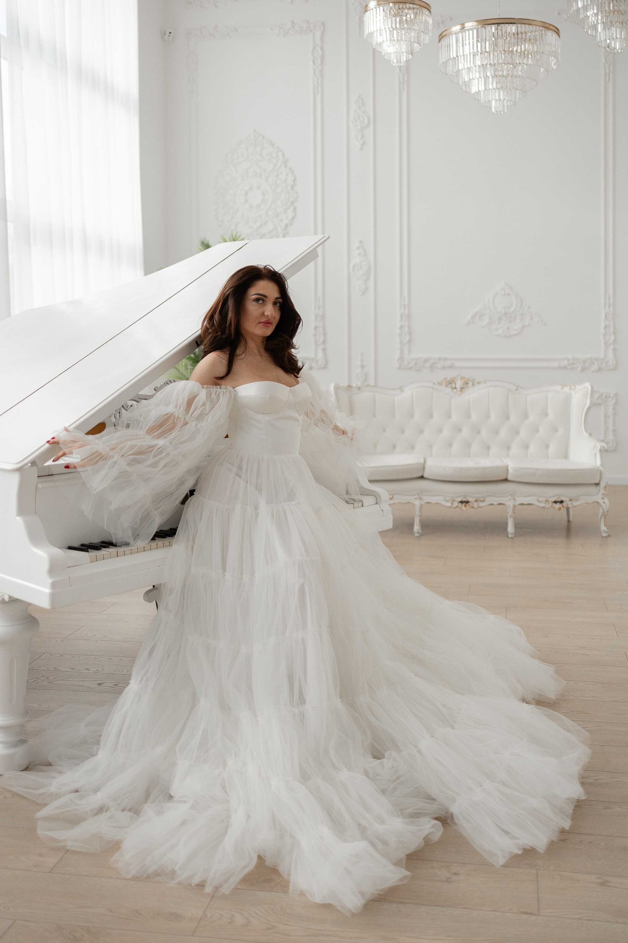 Bridal White Ruffle Wedding Dress, Tiered Tulle Wedding Dress with train Off White / XXL Bridal White Ruffle Wedding Dress, Tiered Tulle Wedding Dress with train Off White / XXL