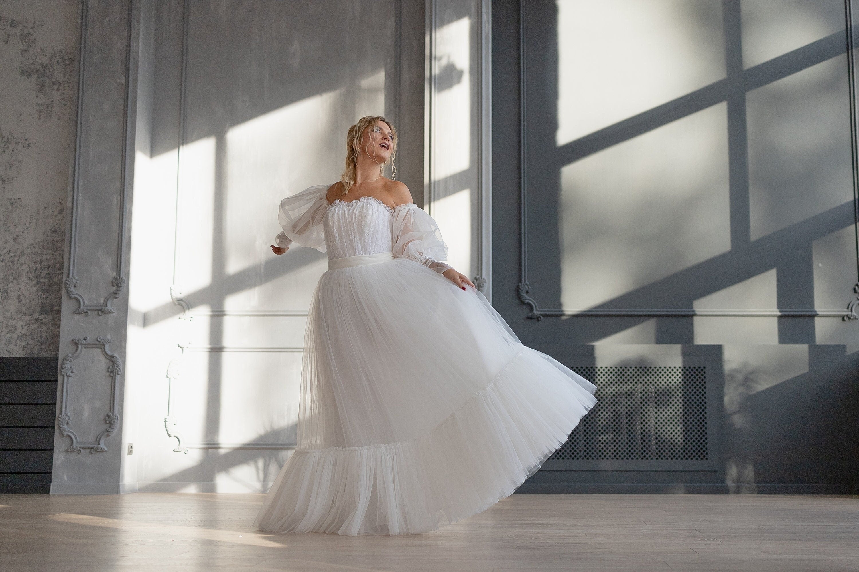 Beach Wedding Dress With Detachable Sleeves, White Tulle Dress, Wedding Courthouse Dress, Bridal Gown, White Prom Dress,Puffy Sleeves Dress XL