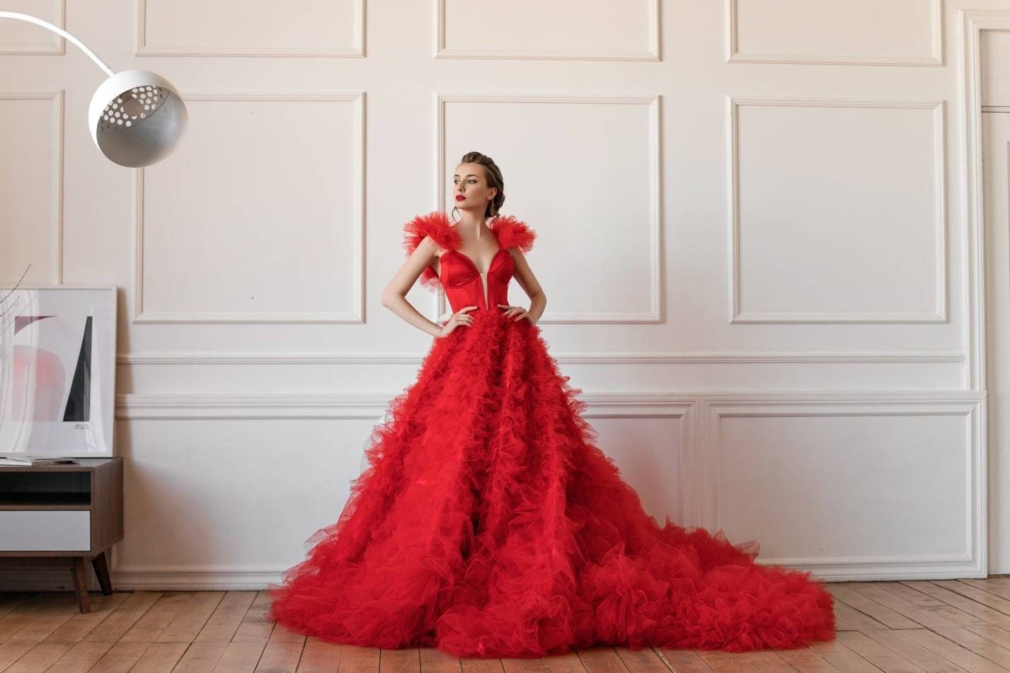 Red Wedding Dress, Gala Gown, Black Tie Dress, Tulle Red Carpet Dress, Masquerade Ball Gown, Couture Gown, Photoshoot Dress, Cocktail Dress XL Red Wedding Dress, Gala Gown, Black Tie Dress, Tulle Red Carpet Dress, Masquerade Ball Gown, Couture Gown, Photoshoot Dress, Cocktail Dress XL