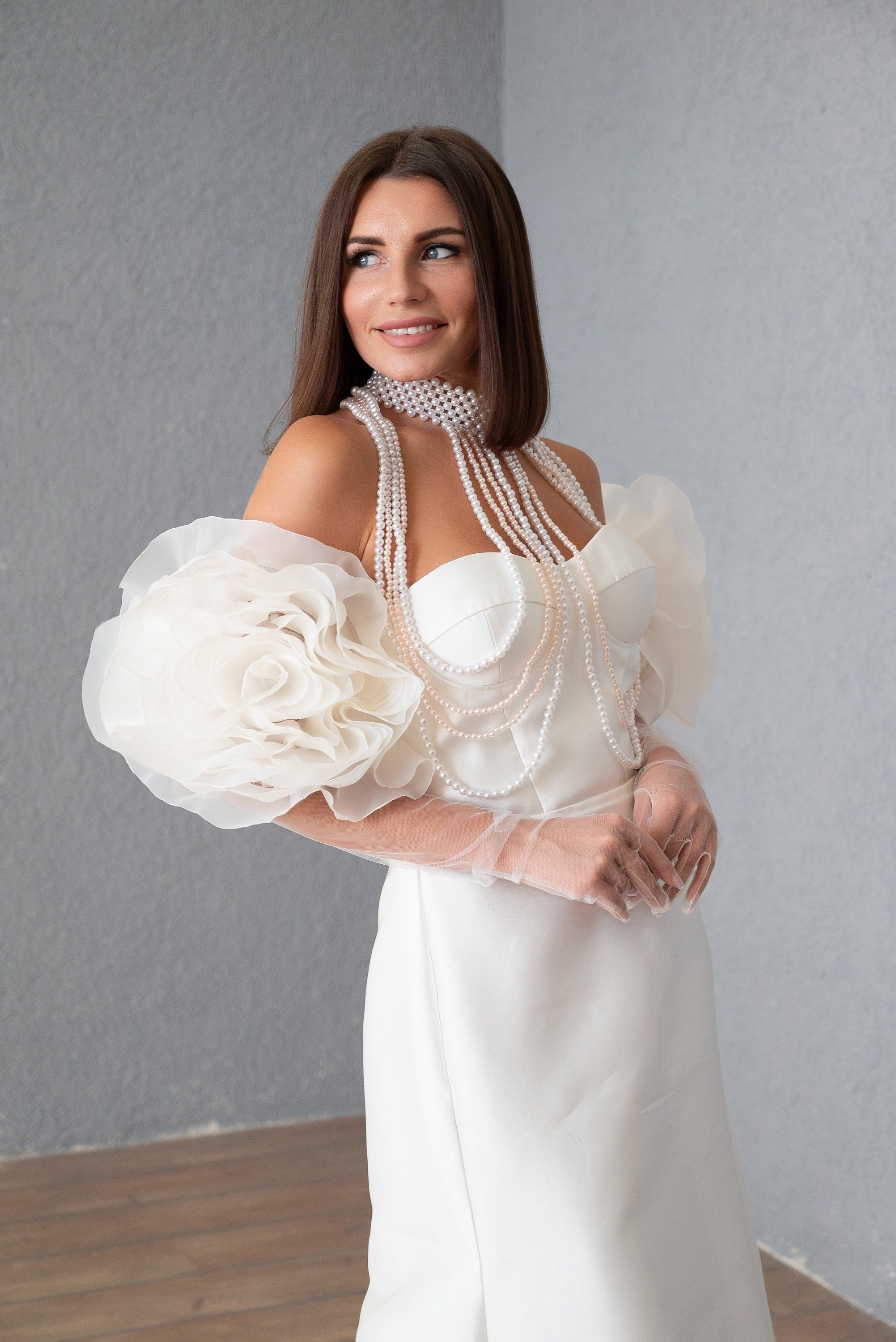 Shop Ivory Wedding Gloves For Bride With 3D Big Flowers, Long Bridal Gloves, Sheer Tulle Gloves, Wedding Accessories, Wedding Sleeves,Gala Gloves - Shop Ivory Wedding Gloves For Bride With 3D Big Flowers, Long Bridal Gloves, Sheer Tulle Gloves, Wedding Accessories, Wedding Sleeves,Gala Gloves -