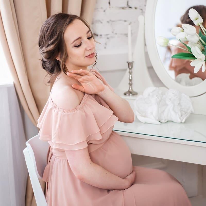 https://www.matchinglook.com/cdn/shop/products/blush-pink-maxi-maternity-dress-for-baby-shower-blush-maternity-dress-for-pictures-maternity-dress-matchinglook-822708@2x.jpg?v=1581193122