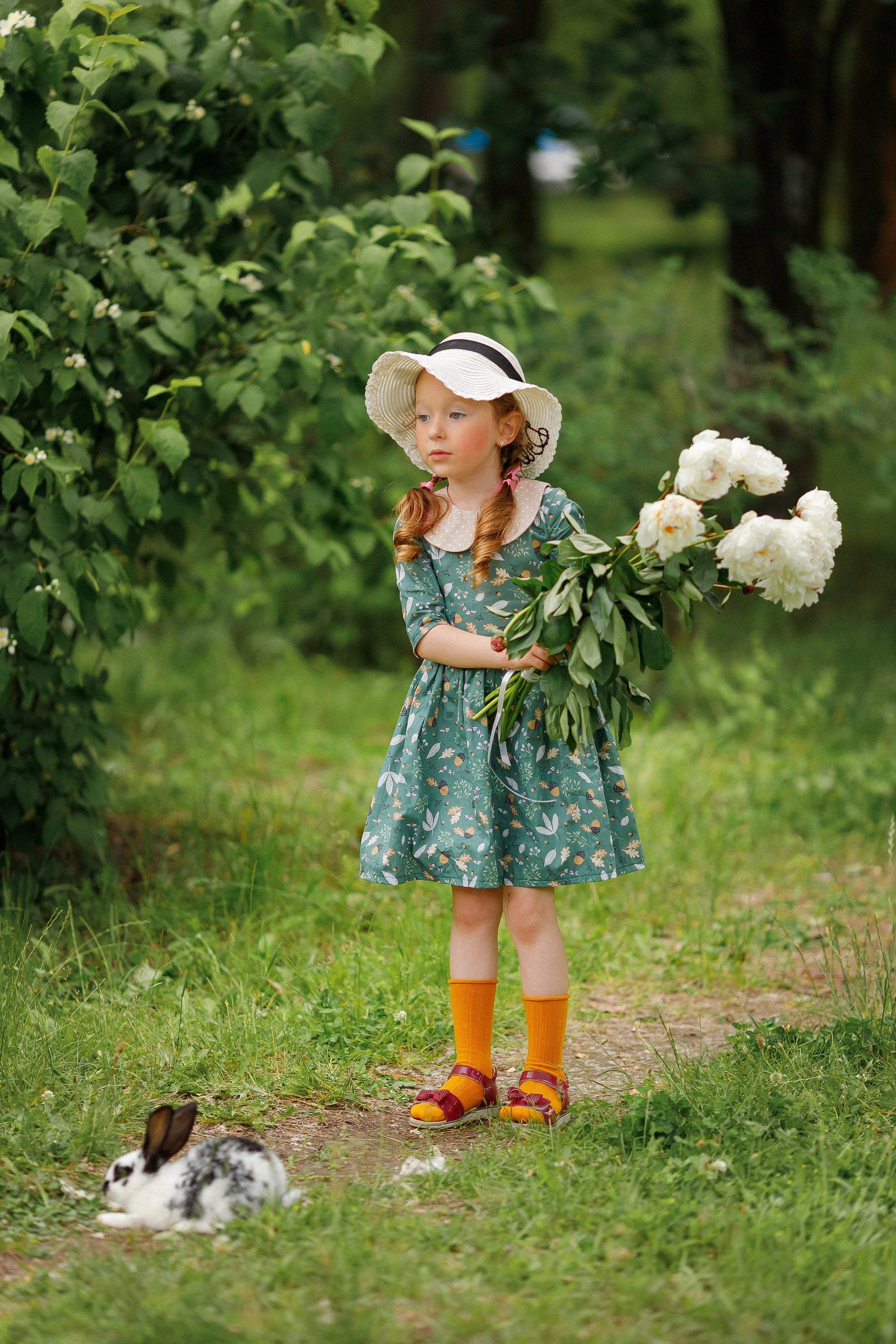 Green dress girl images sales