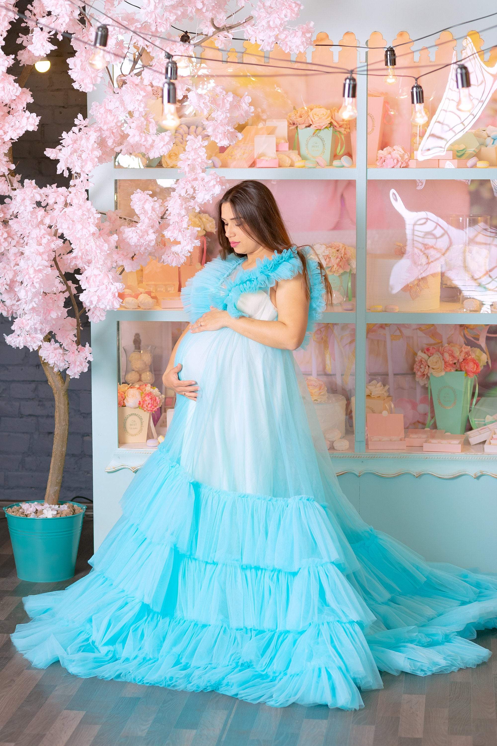 Best Maternity Dress for Photoshoots or Baby Showers - Straight A Style