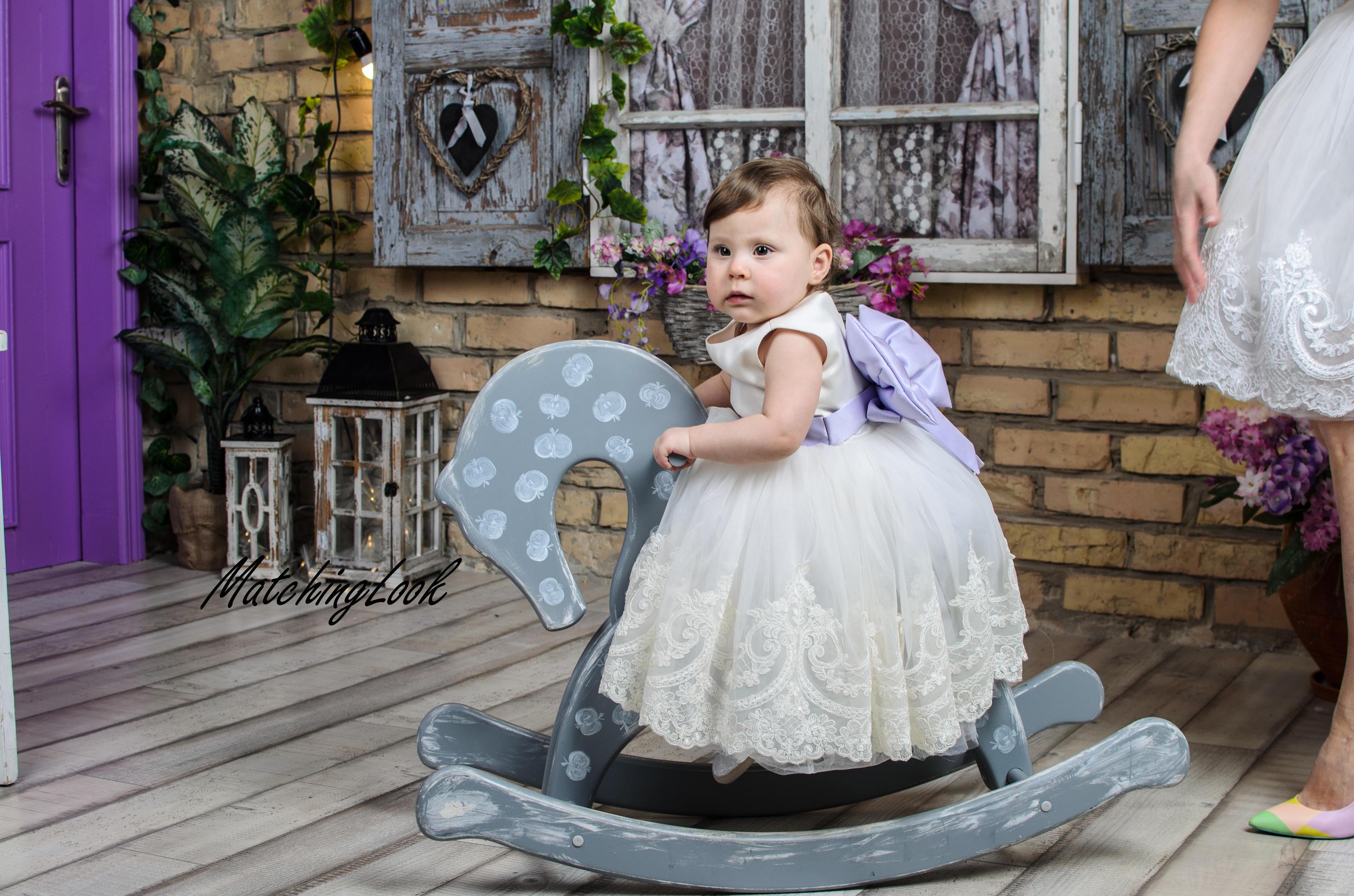 Gorgeous White Party Dress for Baby Girl With Fashionable Back