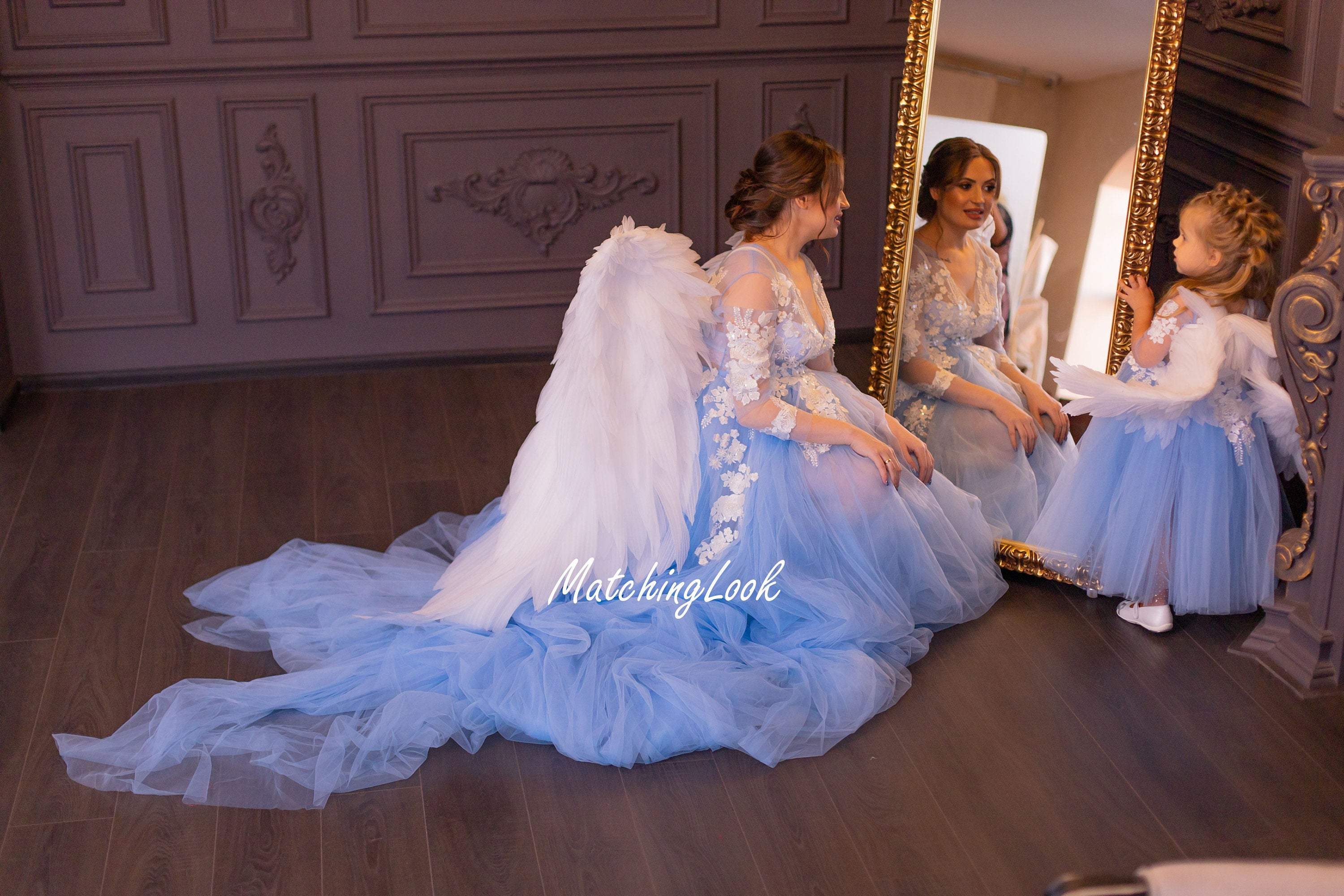 Mother daughter matching train tulle dress for photoshoot Champagne la